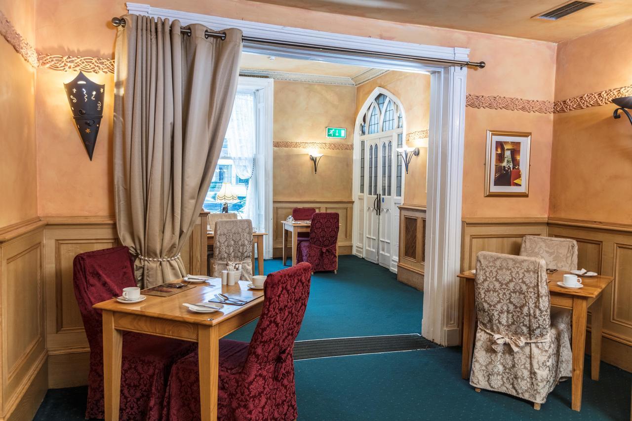 The Lansdowne Hotel Дъблин Екстериор снимка